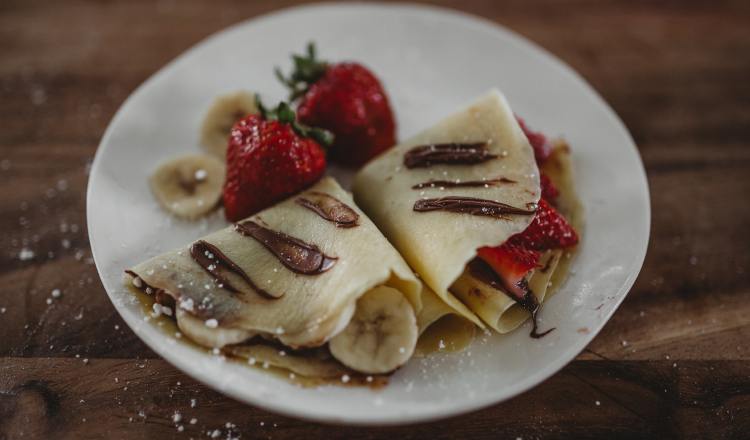 Las crepas se sirven habitualmente como base de un plato o postre.  Ilustrativa / Pexels