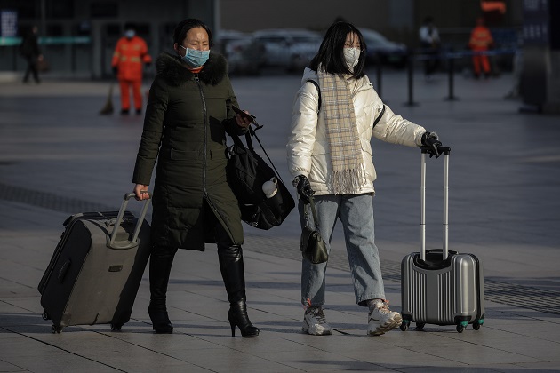 El pasado 9 de febrero, la misión de la OMS que investigó el coronavirus en Wuhan, China, descartó la posibilidad de que el SARS-CoV-2 se hubiese originado en un laboratorio. Foto: EFE