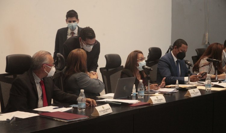 El proyecto será discutido en el Pleno. Las clases inician el lunes. Foto: Víctor Arosemena