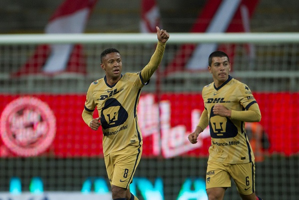 Gabriel Torres marcó adelantó a su equipo en el minuto 14. Foto: EFE