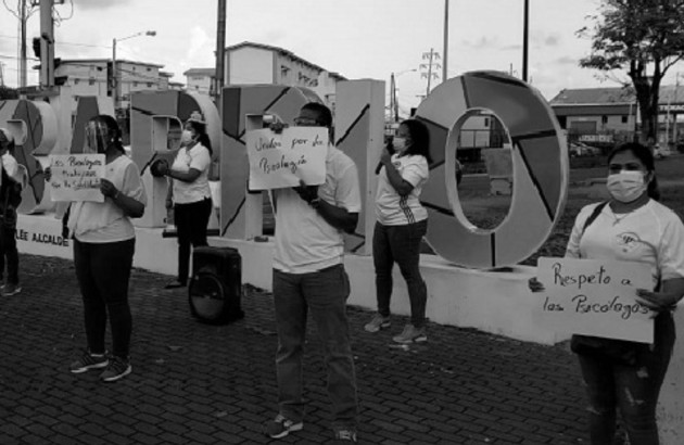 Es lamentable que en nuestro país con una ley se pretenda, de alguna manera, jerarquizar el papel de los profesionales involucrados en el tema, como si se tratase de señalar quién sabe más. Foto: Archivo. Epasa.