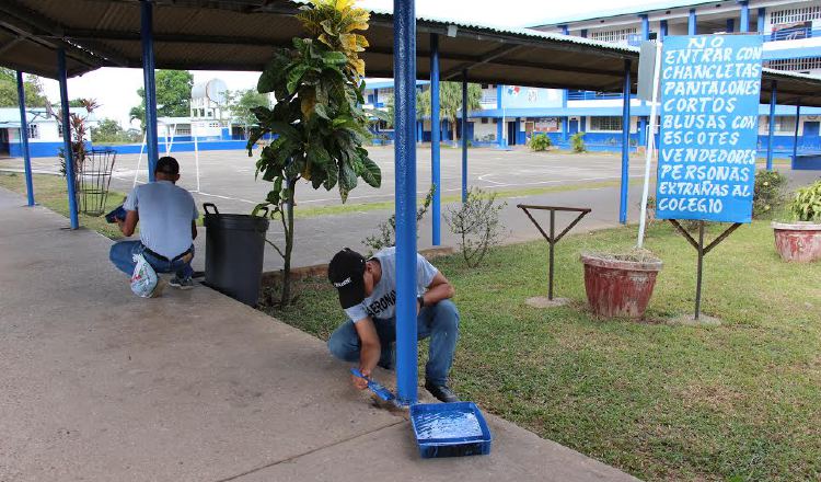 Las estructuras de las escuelas y colegios del país estaban comprometidas antes de la pandemia. 