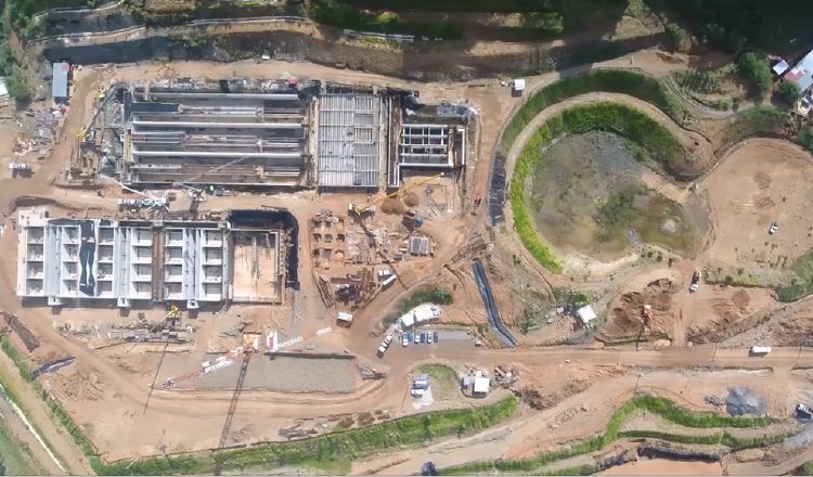 Vista aérea de los trabajos de construcción de la planta potabilizadora de Gamboa, que se alimenta de las aguas del río Chagres. Archivo