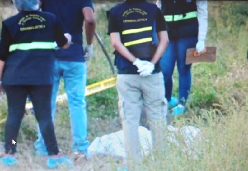 El levantamiento del cuerpo lo realizó la personería de Dolega. Foto: Mayra Madrid 