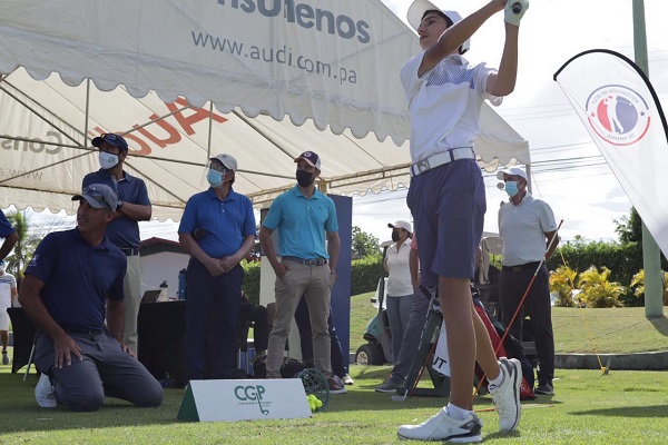 a clases buscan subir el nivel de juego de los golfistas. Foto: Cortesía