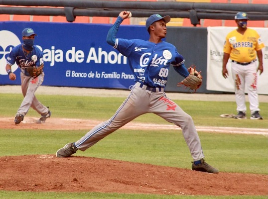 El derecho Zahir Zuñiga. Foto: Fedebeis