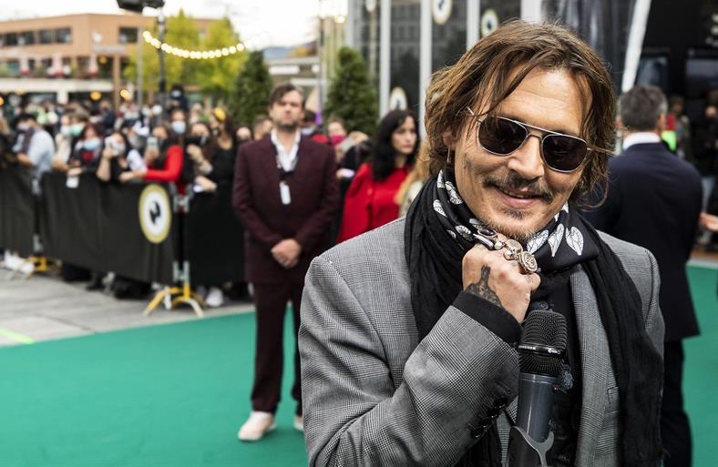 Johnny Depp y Andrew Levitas presentarán