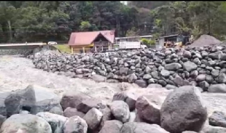 El dragado que se le realizó al río Chiriquí Viejo, luego de la tragedia de noviembre, está siendo puesta a prueba con las últimas lluvias. Foto de archivo