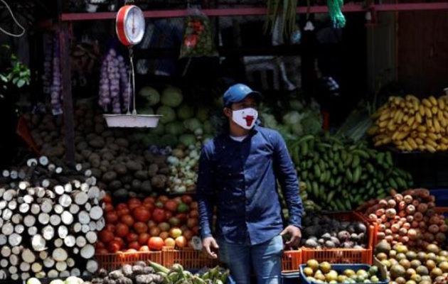 El trabajo informal crece en Panamá. Foto: EFE