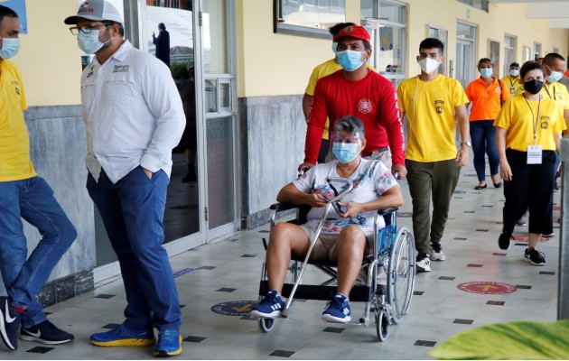 Hasta el momento no se ha presentado ninguna situación adversa en ninguna de las personas vacunadas en el circuito 8-7. Foto Cortesía: Minsa. 