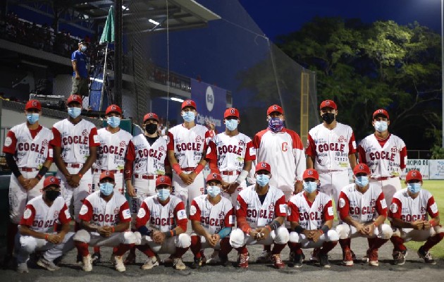 Coclé vence a Herrera y se queda con el título del Campeonato Nacional de Béisbol Juvenil 2021. Foto: Cortesía