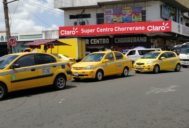 Con el levantamiento de la medida de par y non todos los taxis podrán circular las 24 horas, de lunes a domingo, informó la ATTT.