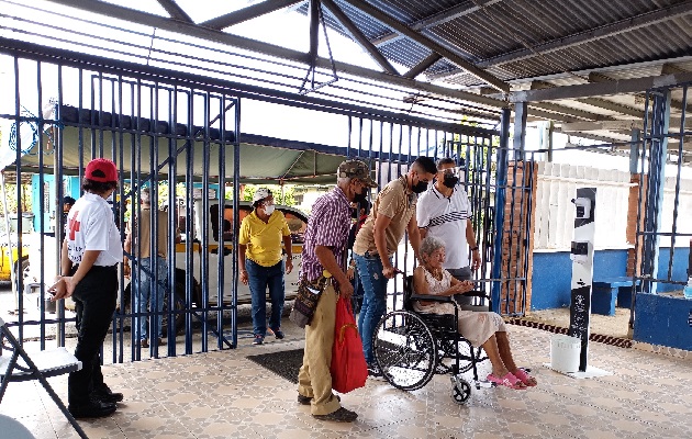 La próxima semana iniciará la aplicación de la segunda dosis de la vacuna contra la covid-19 a la población del distrito de Arraiján. Foto: Eric Montenegro