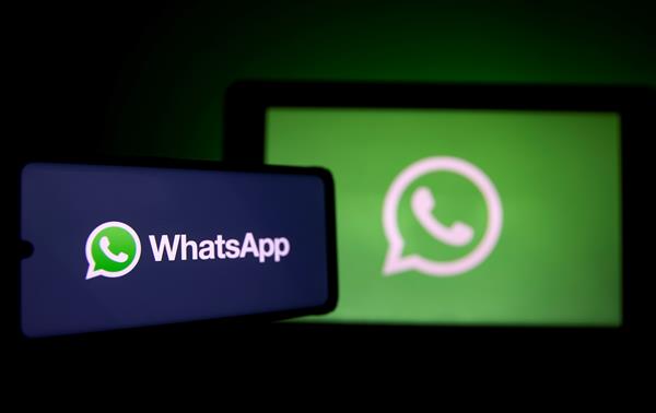 Logo de la aplicación de mensajería instantánea WhatsApp. Foto: EFE