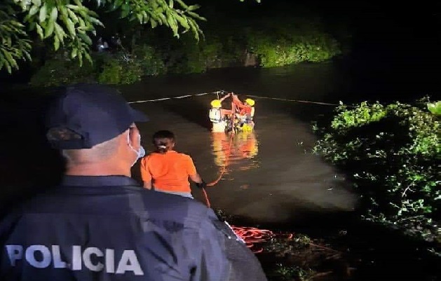 Las diez mujeres fueron rescatadas por el Sinaproc. Foto: Diomedes Sánchez