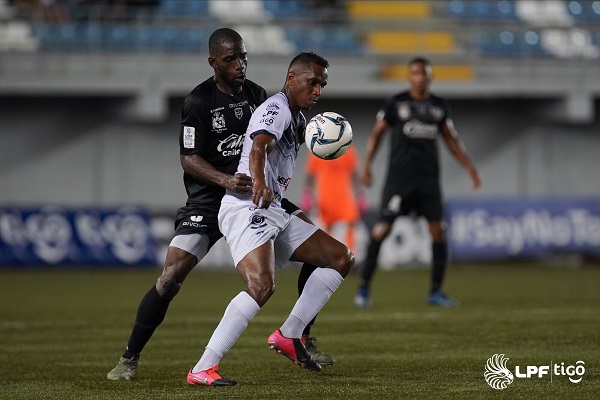 Veraguas clasificó a las semifinales. Foto: @LPF