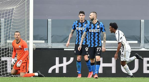 Juventus triunfó 3-2 sobre el Inter.