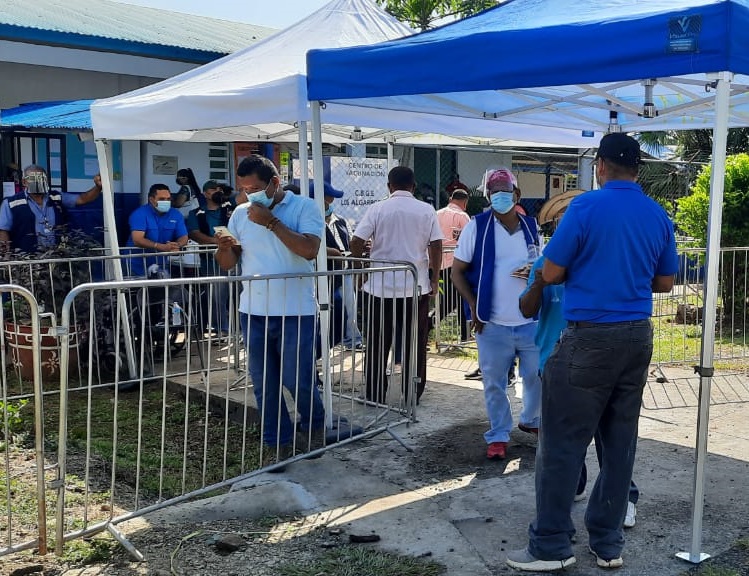 El empresario cubano acudió, supuestamente, a vacunarse en Veraguas. Foto: Melquiades Vásquez 