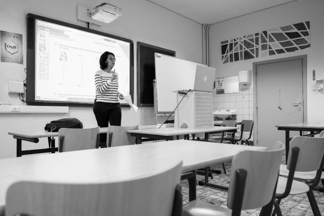 El docente es un ente de cambio social poderoso, su trabajo es lograr que cada persona use al máximo su potencial y para hacer eso se debe ser constructivo, que aporte al cambio que esperamos para Panamá. Foto: EFE.