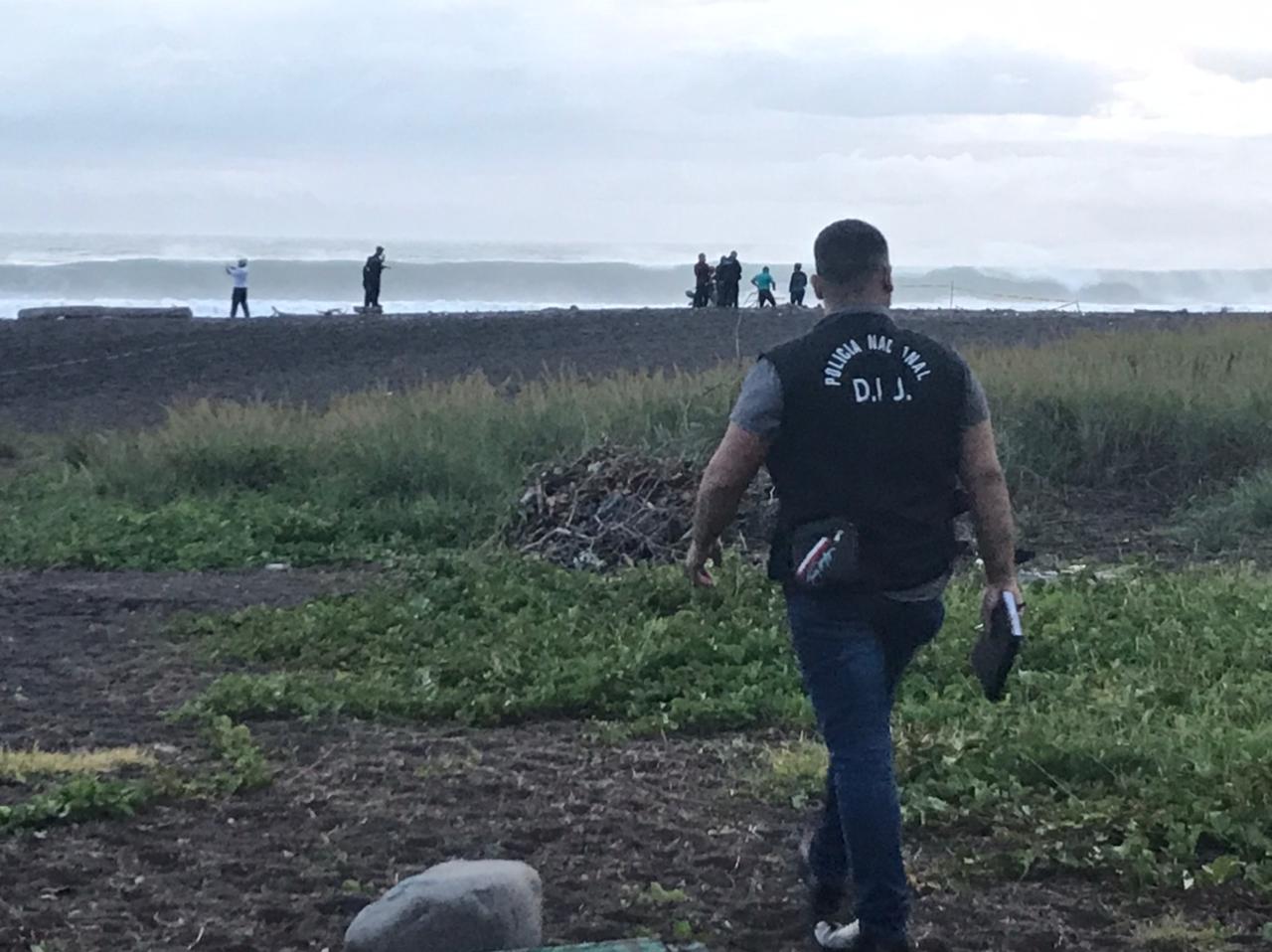 Los heridos fueron transportados por voluntarios y funcionarios de la Fuerza de Tarea Conjunta  (FTC). Foto: Mayra Madrid