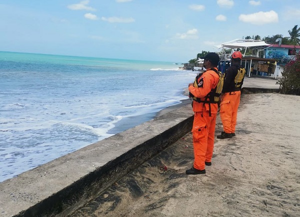 Sinaproc mantiene personal de vigilancia en las playas.