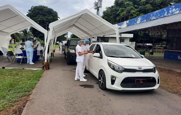 La vacunación con AstraZeneca se realiza en diferentes puntos de Panamá. Foto: Cortesía Minsa