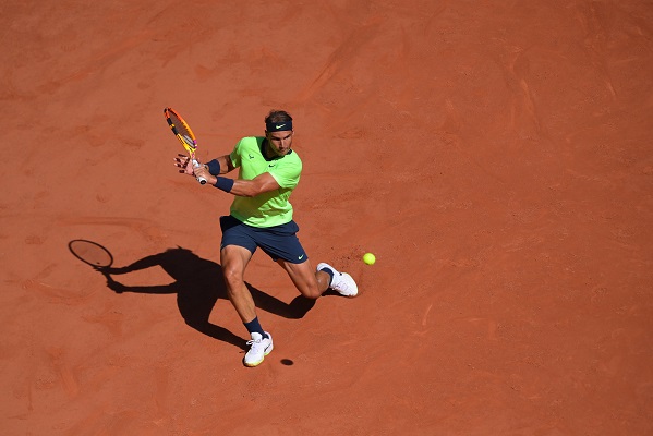 Nadal cumplió para derrotar a un explosivo australiano Alexei Popyrin. Foto: Cortesía @rolandgarros