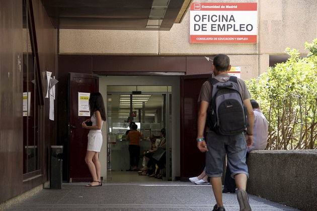 Las tasas de pérdida de horas de trabajo en el mundo han sido del 4.8% en el primer trimestre y del 4.4% en el segundo. EFE