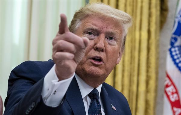 Las cuentas de Donadl Trump en Facebook e Instagram (propiedad de la compañía) permanecen cerradas desde el asalto al Capitolio del pasado 6 de enero. Foto: EFE