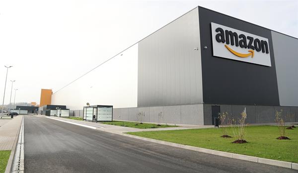 Amazon es considerado el gigante estadounidense del comercio electrónico. Foto: EFE