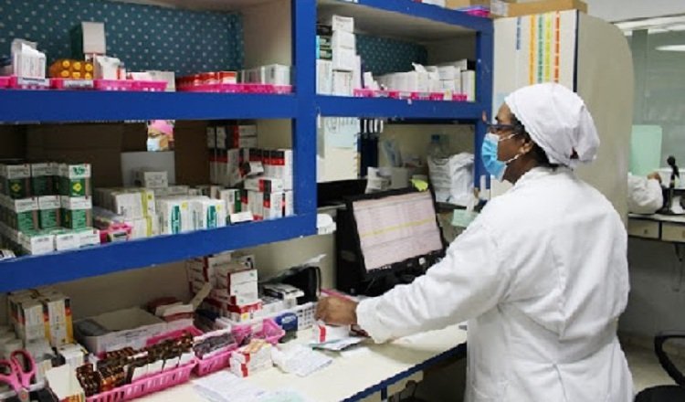 Sistemas informáticos han sido ejecutados en las farmacias de la institución, pero no funcionan en todas las instalaciones de salud. Foto: Cortesía CSS