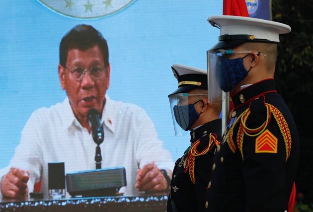 El presidente de Filipinas, Rodrigo Duterte, se dirigió al país por televisión. Foto: EFE