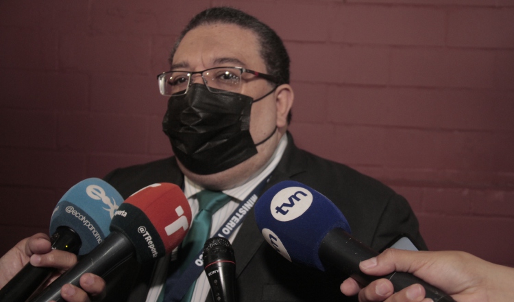 Ricaurte González, fiscal del Ministerio Público, ha sido duramente cuestionado por los abogados de la defensa. Víctor Arosemena