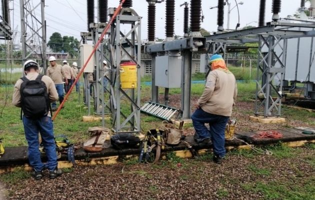 Trabajos de mantenimiento preventivo a la sub estación eléctrica de la planta potabilizadora Federico Guardia Conte de Chilibre.