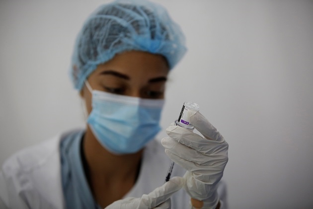 Panamá ha aplicado, hasta ayer, martes, un total de 1,501,657 dosis de vacunas contra la covid-19 en todo el territorio nacional. Foto: EFE