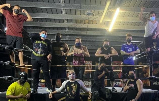 luchadores_gwepa.jpg luchadores_gwepa.jpg