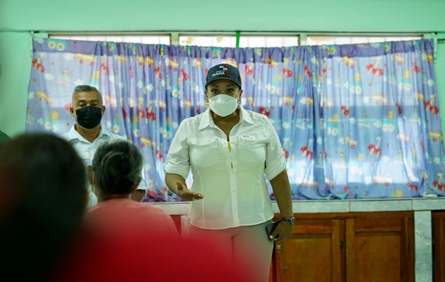 Eyra Ruiz dijo que espera saber realmente qué paso con el tema de la vacunación clandestina. Foto: Cortesía Minsa