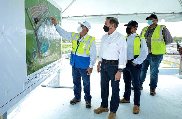 El presidente Laurentino Cortizo destacó el avance físico del proyecto, que redunda en beneficio de la salud de la población. Foto: Cortesía @NitoCortizo