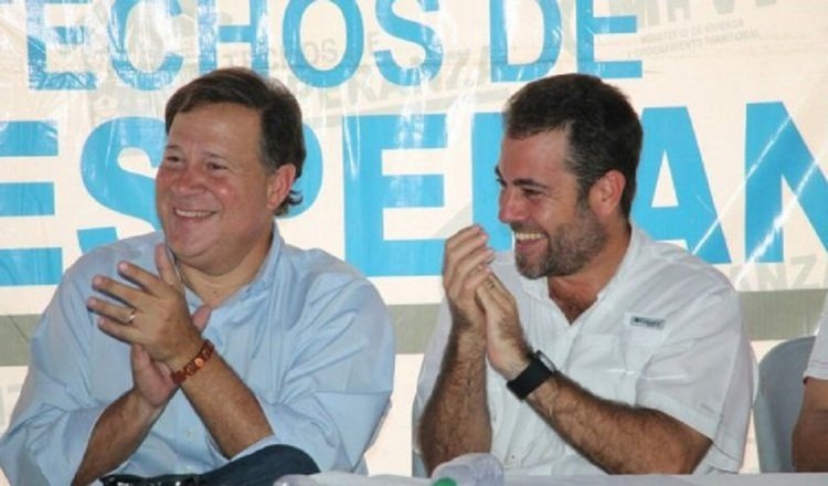 Juan Carlos Varela, expresidente de la República, y Mario Etchelecu, exministro de Vivienda. 