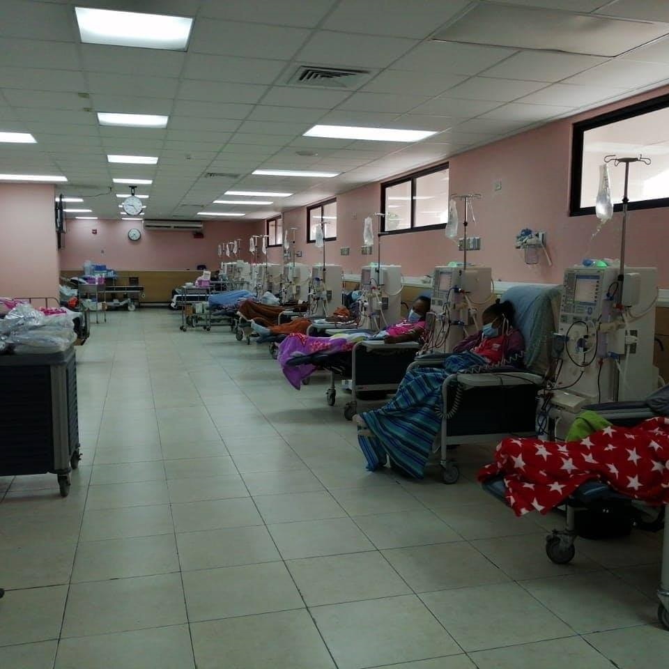 Un total de 140  pacientes renales reciben atención en esta instalación de salud. Foto: Diómedes Sánchez