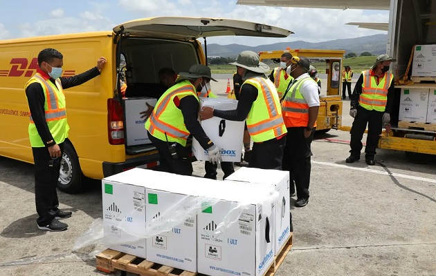 Panamá ha recibido más de dos millones de dosis de vacunas contra la covid-19. Foto: Cortesía Aeropuerto de Tocumen