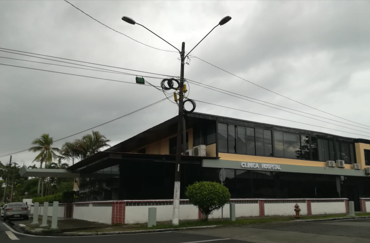 La Clínica Hospital Atlántico está ubicado en los predios de la calle 7, avenida Santa Isabel. Foto: Diómedes Sánchez