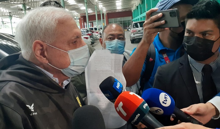 El exmandatario Ricardo Martinelli asiste hoy al séptimo día del juicio oral en el Sistema Penal Acusatorio en Plaza Ágora. Foto: Víctor Arosemena