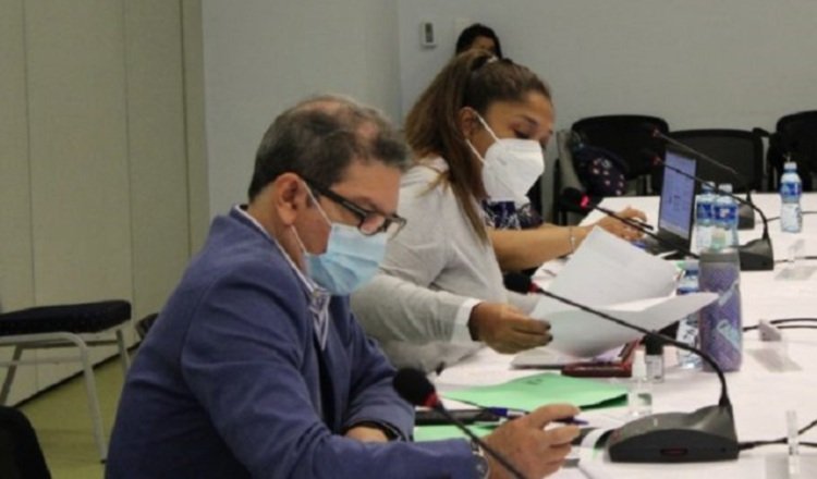 Las comisiones del diálogo se siguen reuniendo de lunes a jueves. En el caso de la mesa de IVM (en la foto) se reunió este jueves.