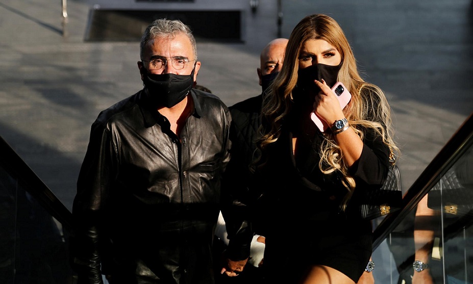 Vicente Fernández Jr. y Mariana González. EFE