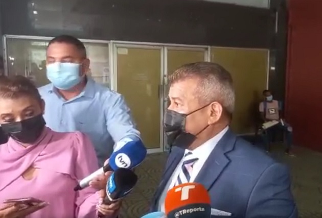 El abogado Sidney Sittón integra el equipo de defensa de Ricardo Martinelli en el caso de los supuestos pinchazos telefónicos.