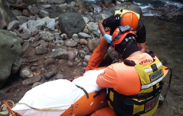 El cuerpo del ciudadano fue ubicado el pasado 4 de febrero en el río Escarrea en el corregimiento de La Estrella. Foto. José Vásquez