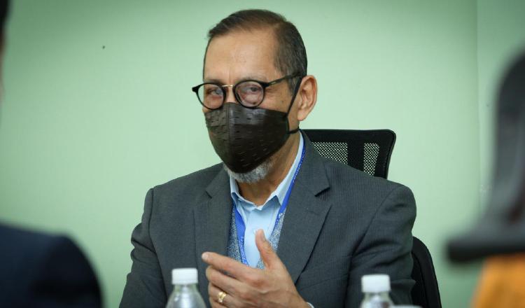 José Vicente Pachar, actual director del Instituto de Medicina Legal y Ciencias Forenses habló de la importancia del uso de la cadena de custodia en su libro. Archivo