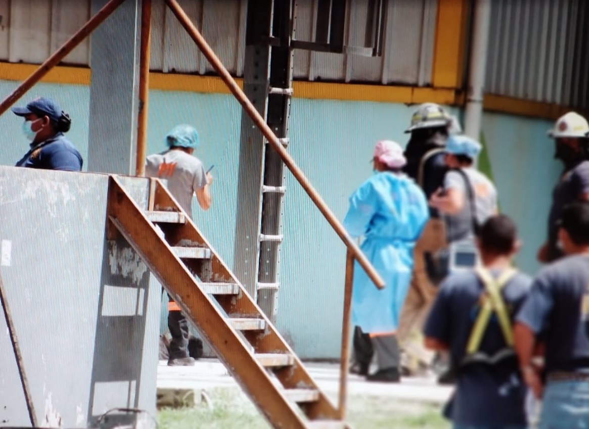 Se requirió equipo de apoyo de la estación de bomberos de Arraiján. Foto: Eric A. Montenegro