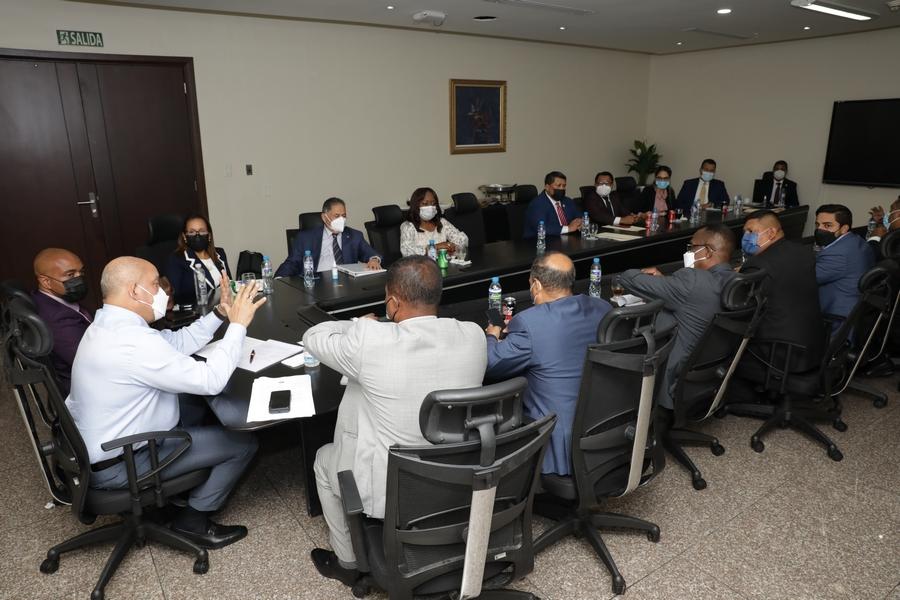 La Asamblea Nacional intenta beneficiar a familias humildes del interior del país con este proyecto de ley. Foto: Archivo